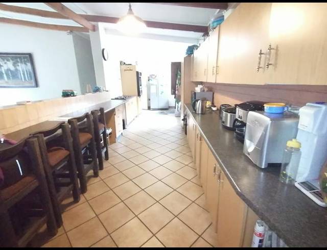 5 BEDROOM HOUSE FOR SALE IN MEYERTON CENTRAL